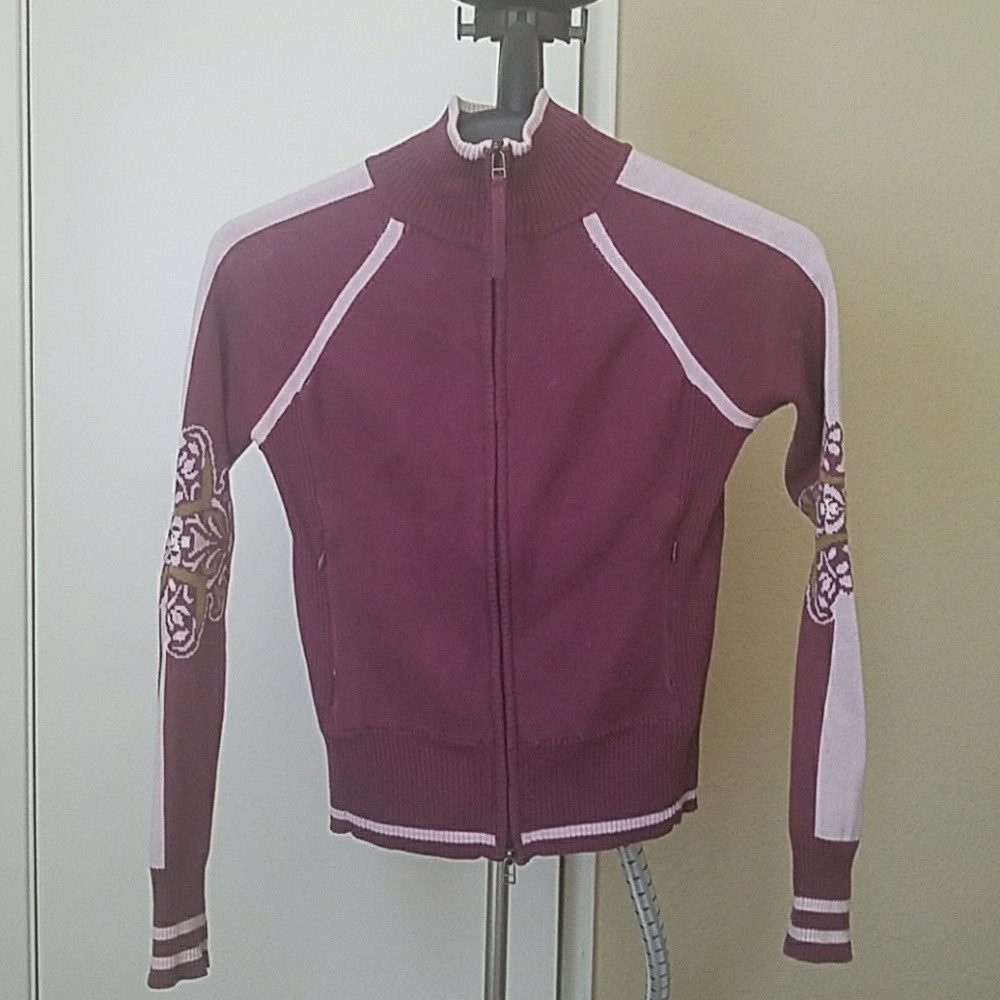 Zip-up sweater